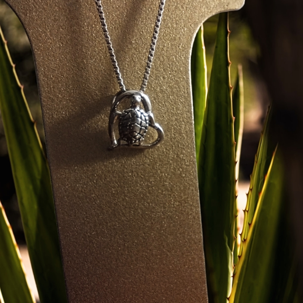 925 Sterling Silver Turtle Heart  Pendant